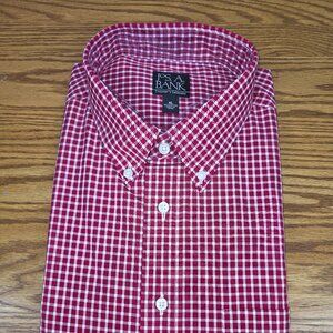 JoS A Bank Traveler Collection Shirt